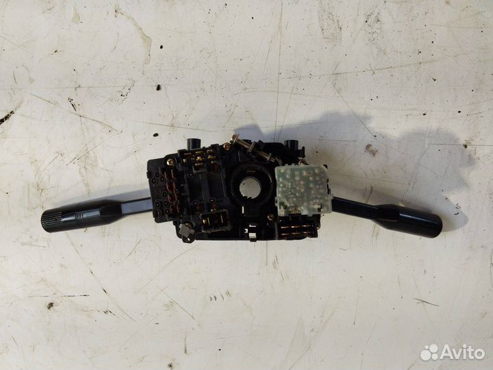 Переключатель подрулевой (стрекоза) Mazda 626 GD