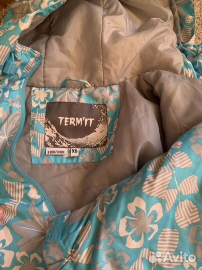 Сноубордический костюм женский