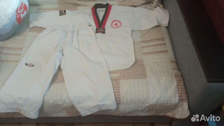 Кимоно для тхэквондо 130