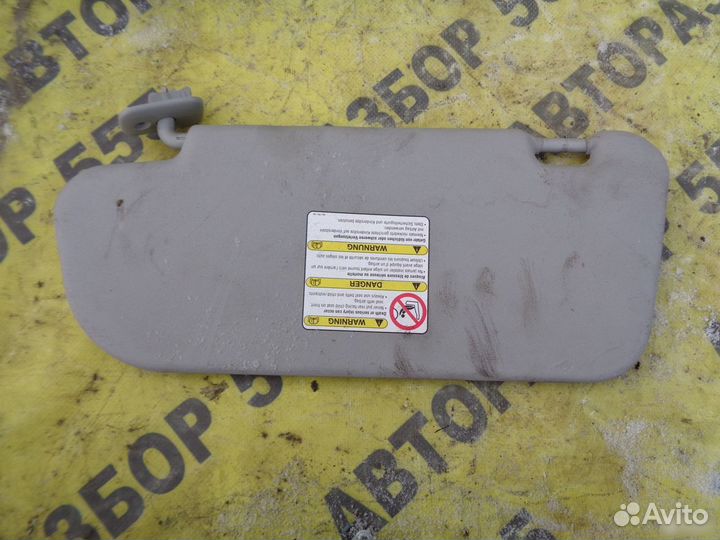 Козырек правый Mazda 3 BK 2002-2009