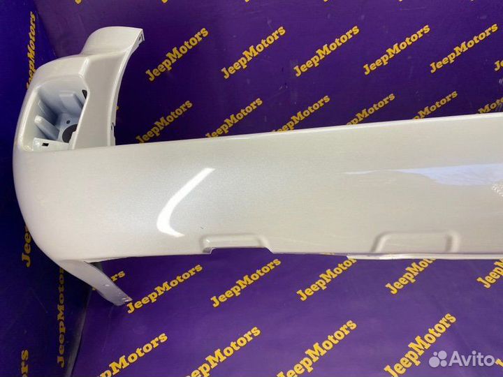 Бампер задний Toyota Land Cruiser URJ202 1UR-FE