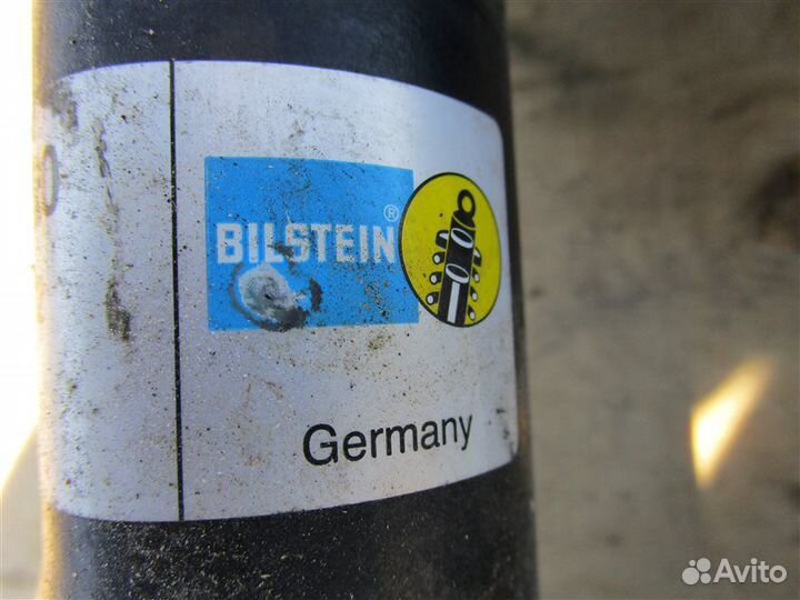 Стойка подвески передняя Volkswagen Golf Plus 5M1