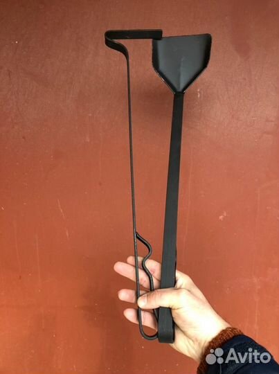 Совок и кочерга