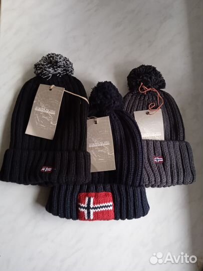 Шапка вязаная