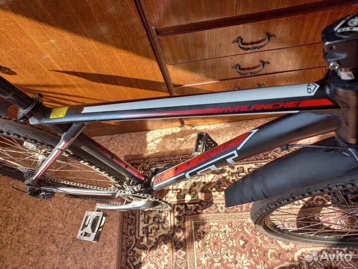 Велосипед GT avalanche 4,0