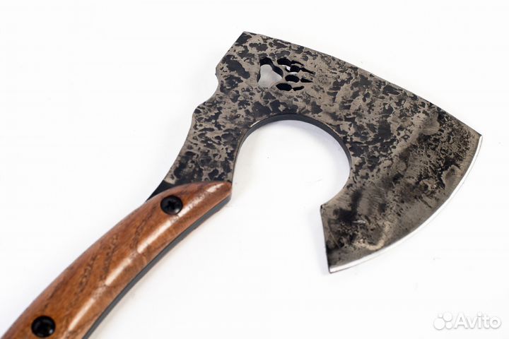 Топор кованый 