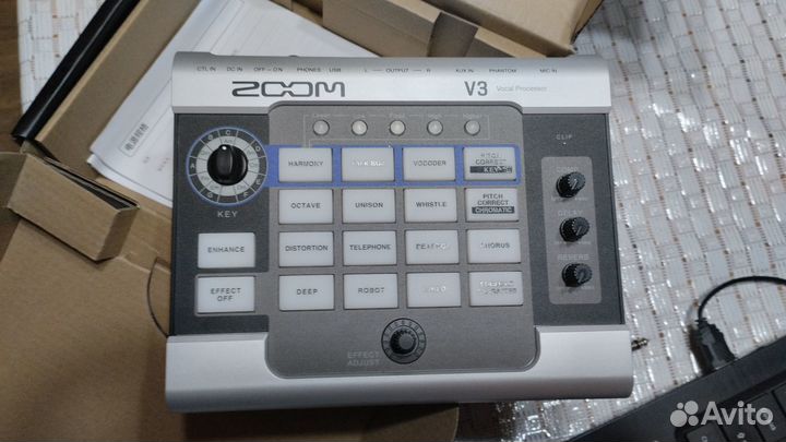 Вокальный процессор Zoom V3