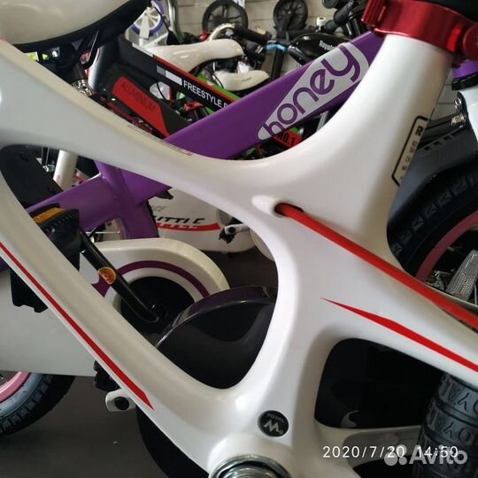 Велосипед легкий Royal Baby Space Shuttle 16