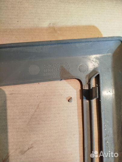 Облицовка фары прожектора передняя левая Scania 6