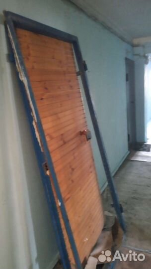 Дверь входная металлическая