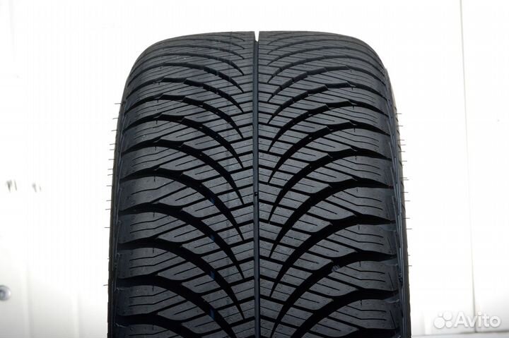 Goodyear Vector 4Seasons 225/50 R17 98V