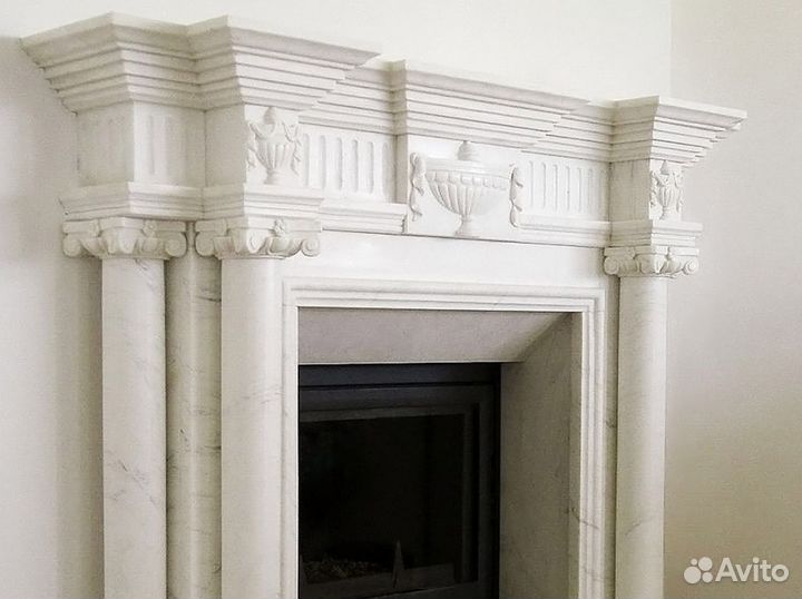 Облицовка камина из мрамора