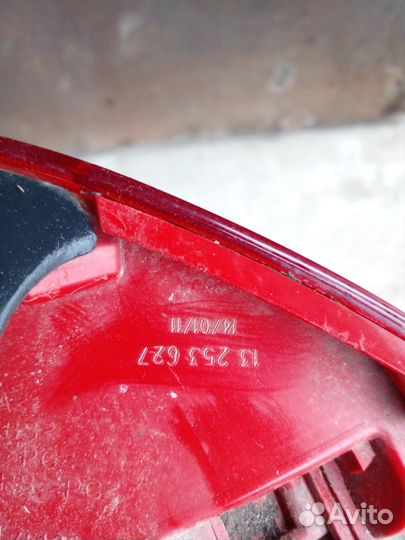 Фонарь левый наружный Opel Meriva B 2014 год