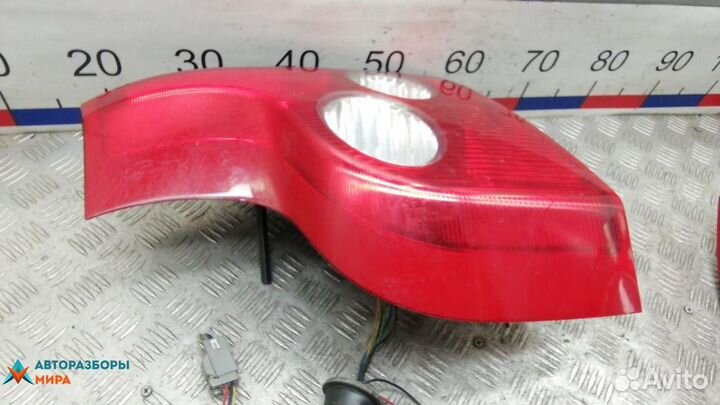 Фонарь задний левый Volvo XC90 2005