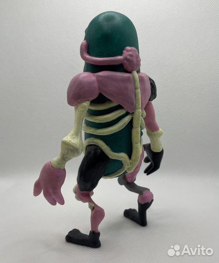 Фигурка огурчик Рик