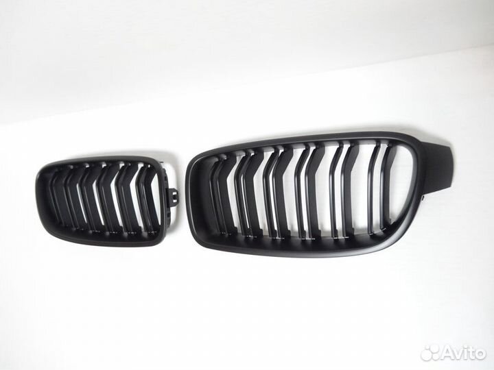 Решетка радиатора BMW 3 F30, F31 (11-19) grbm50