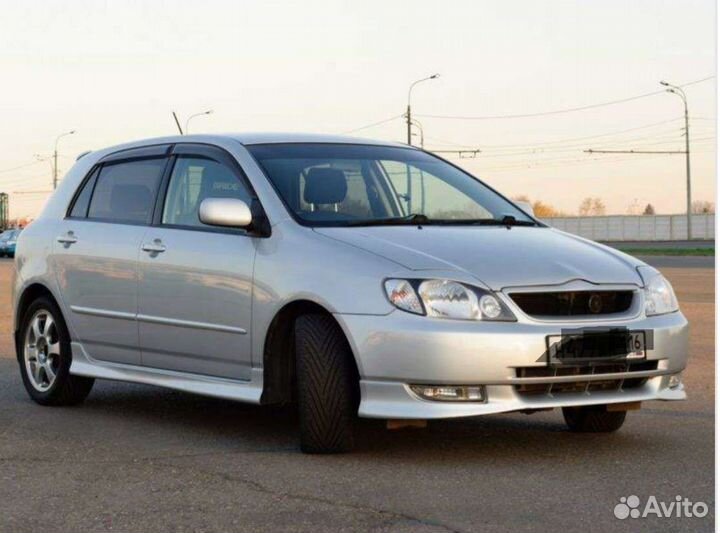 Решетка радиатора Toyota Corolla 120