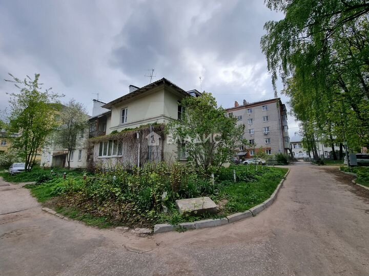 3-к. квартира, 65 м², 1/2 эт.