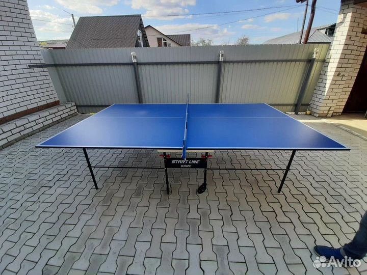 Теннисный стол
