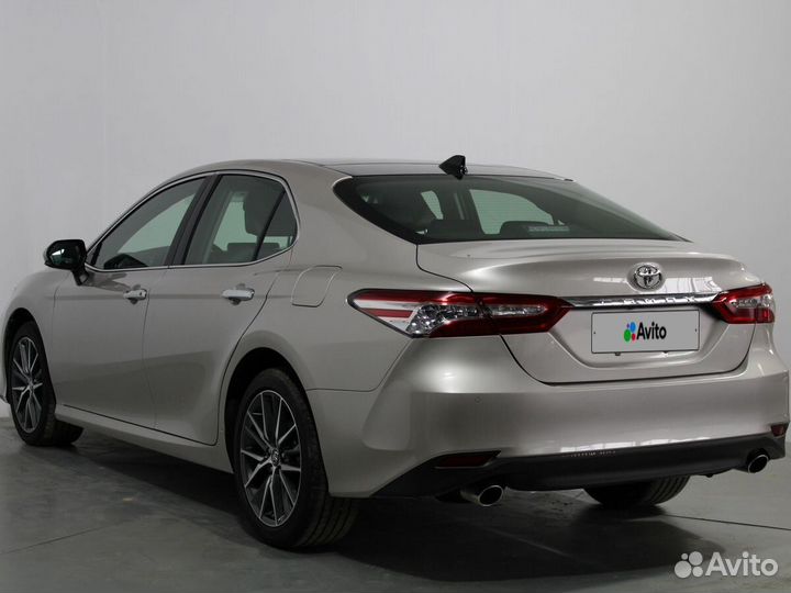 Toyota Camry 2.5 AT, 2022