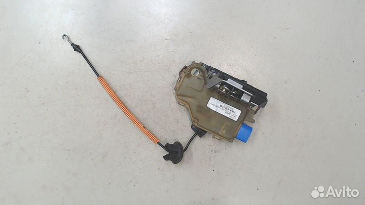 Замок двери Audi A8 (D3), 2003