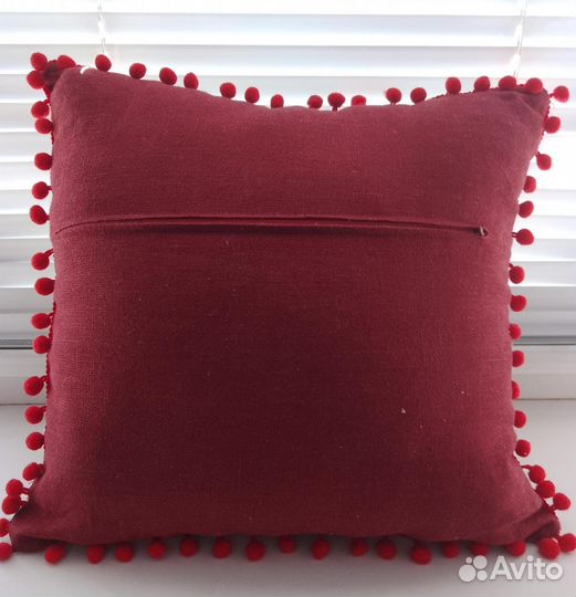 Подушка вышитая крестиком