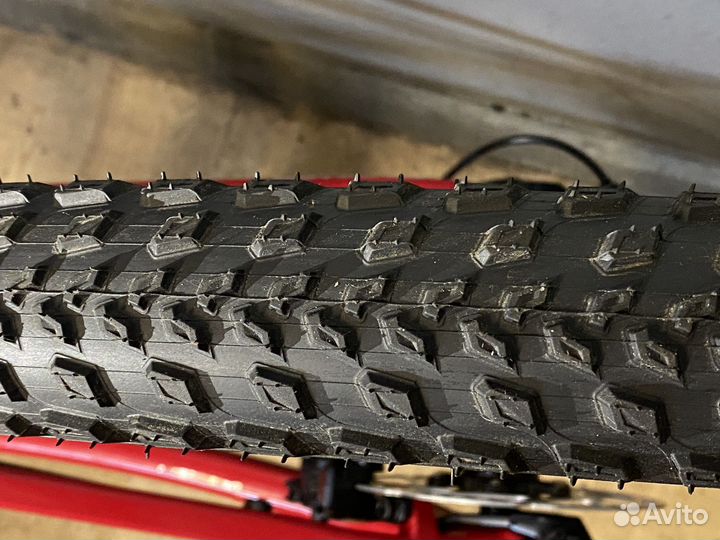 Specialized fast trak 29х2.3