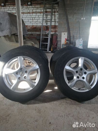 Литые диски с летней резиной бу (5*114,3)