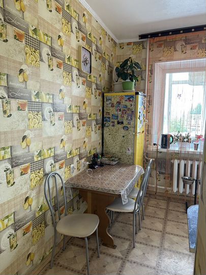 4-к. квартира, 83 м², 3/9 эт.