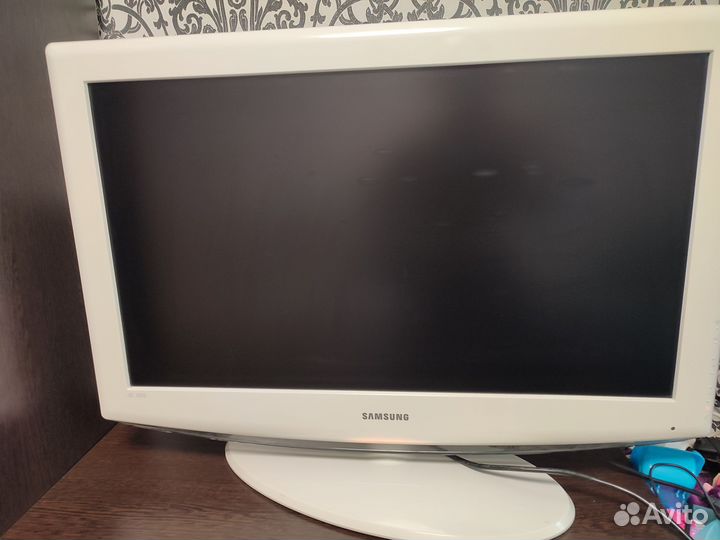 Samsung le32r81w
