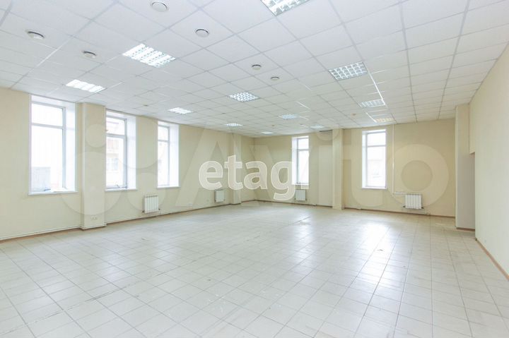 Продам помещение свободного назначения, 400 м²