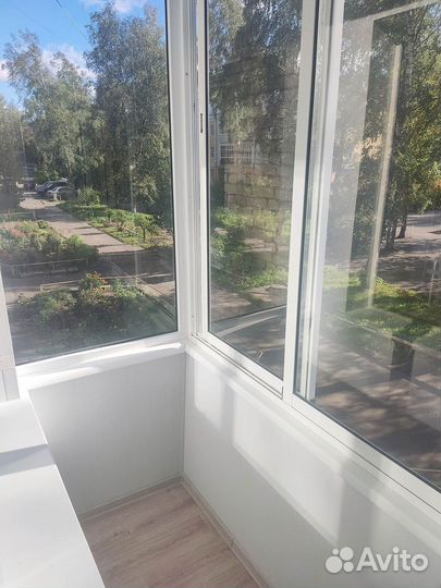 Пластиковые окна на лоджию, балкон, остекление