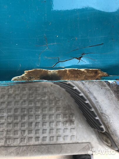 Дверь распашная левая для VW Transporter T4