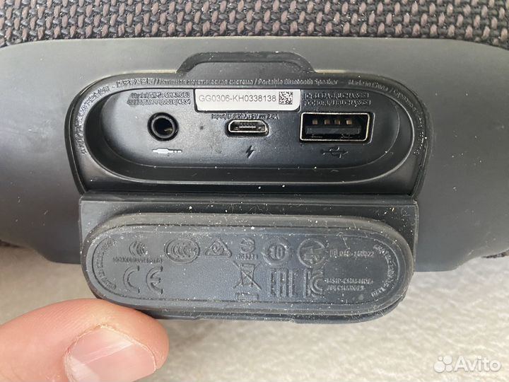 Колонка jbl charge 3