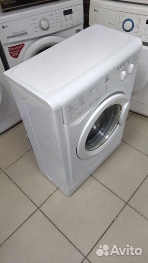 Стиральная машина indesit