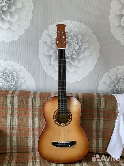 Гитара 6 струнная