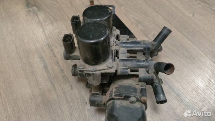 Клапан печки Audi A8 D3 6.0 BHT 2008