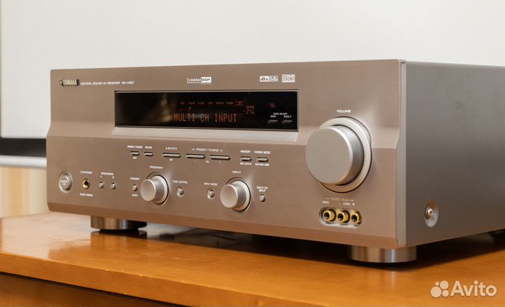 AV-ресивер Yamaha RX-V 557