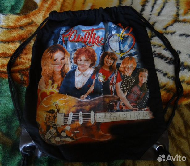 Продам новую сумку подростковую