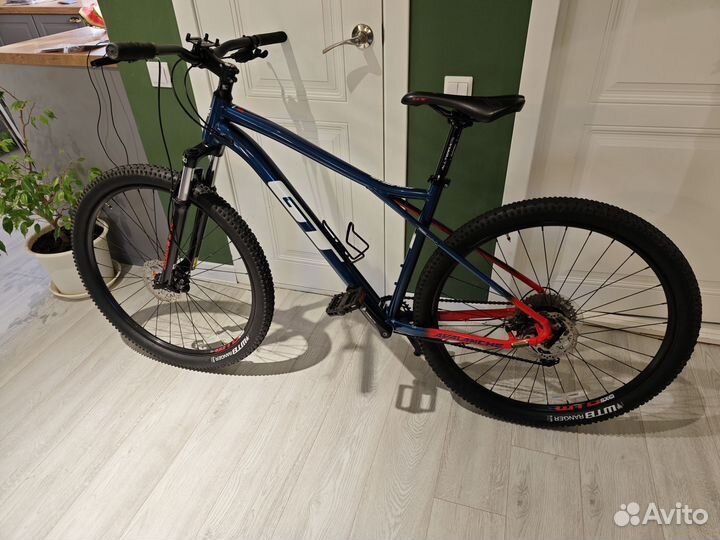 Велосипед GT avalanche comp 29 (2021)