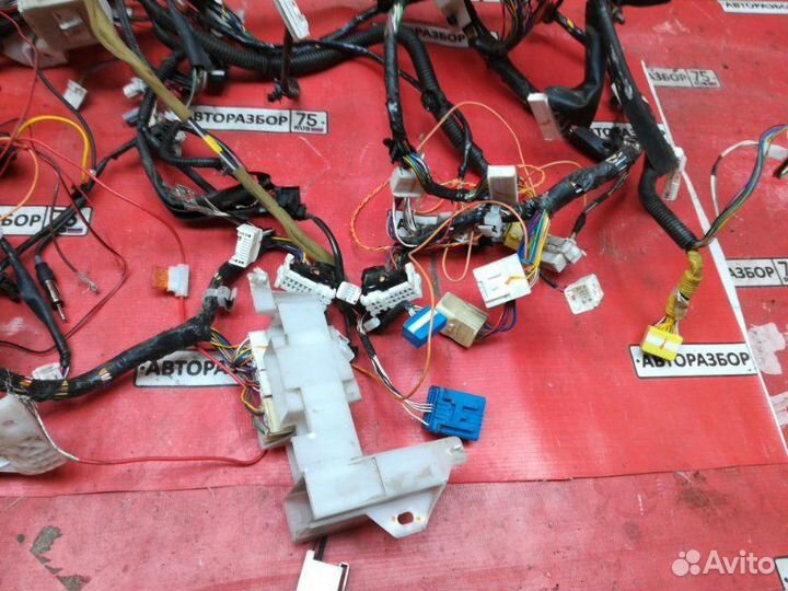 Коса под торпедо Toyota Vanguard ACA33W 2azfe 2007