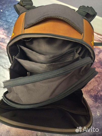 Рюкзак школьный