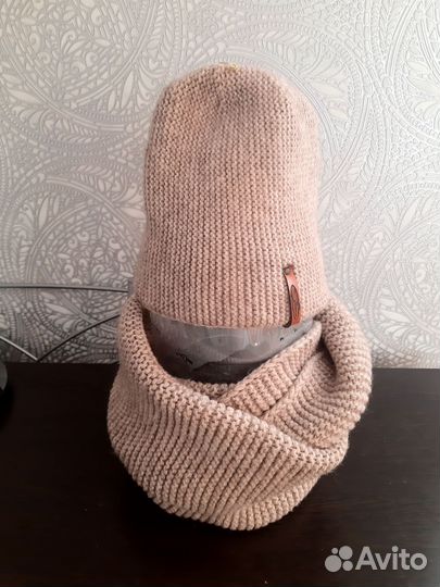 Шапка женская вязаная со снудом