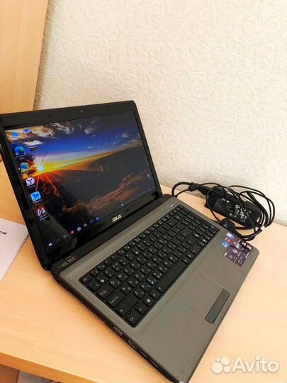 Мощный Игровой Ноутбук Asus A52J 8ядерi7/8G/SSD