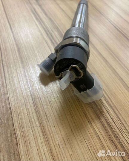 Форсунка топливная Камминз ISF 2.8 Bosch