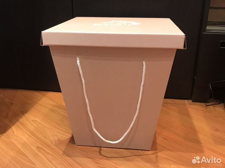 Подарочная коробка для цветов большая