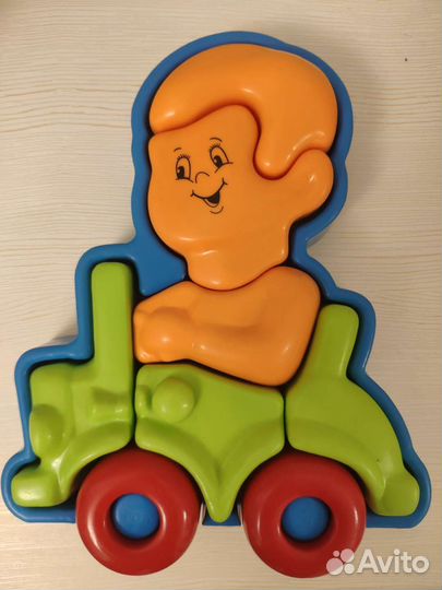 Развивающие игрушки для малышей пакетом