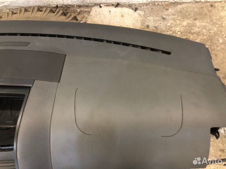 Торпедо Volkswagen Touareg 1