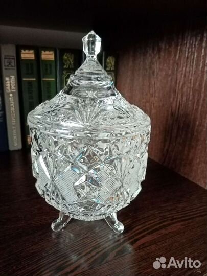 Конфетница хрустальная