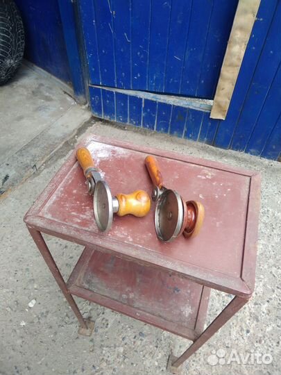 Машинка для закатывания банок